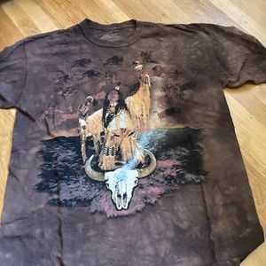 Beautiful vintage Native American Chief tee